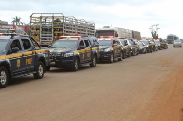 POLÍCIA FEDERAL, COMBOIO É ATACADO